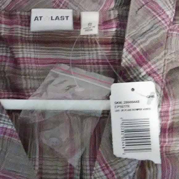 NWT At Last Romper. S - Picture 7 of 8